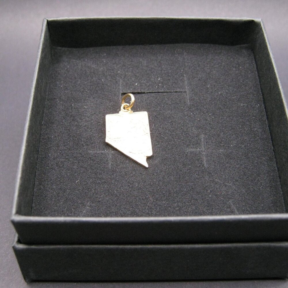 Vintage State of Nevada  Sterling Silver Charm - Picture 2 of 4